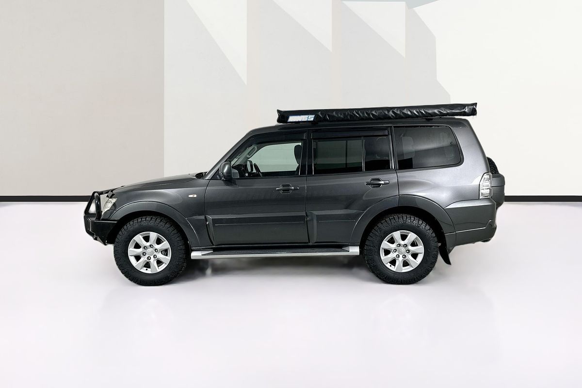 2011 Mitsubishi PAJERO GLS LWB (4x4) NT MY11