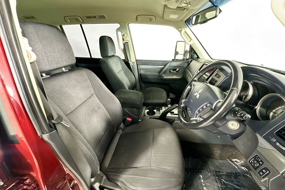 2015 Mitsubishi PAJERO GLX LWB (4x4) NX MY15