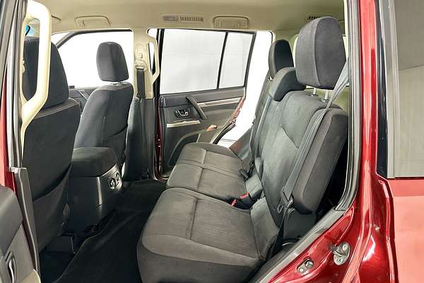 2015 Mitsubishi PAJERO GLX LWB (4x4) NX MY15