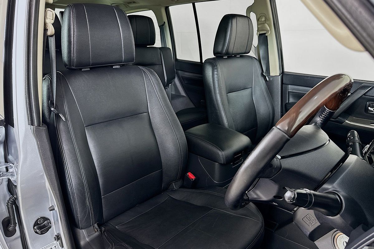 2014 Mitsubishi PAJERO EXCEED LWB (4x4) NX MY15