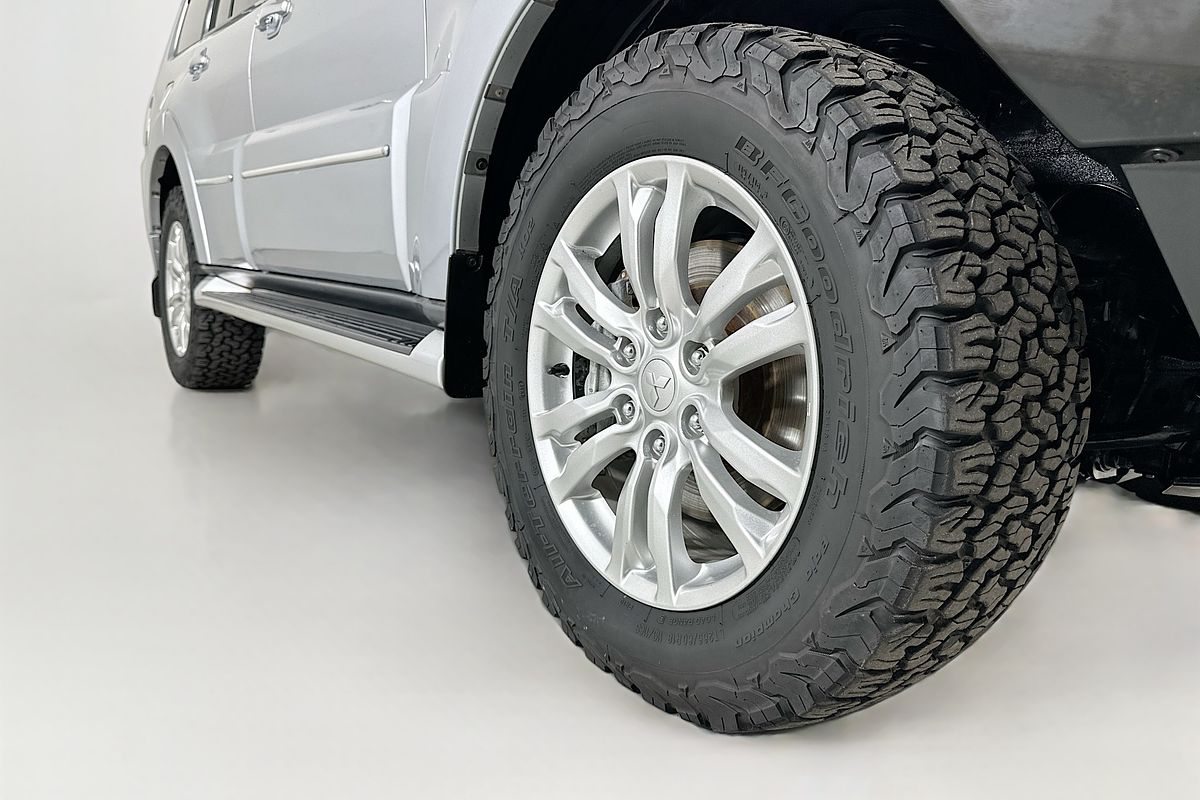 2014 Mitsubishi PAJERO EXCEED LWB (4x4) NX MY15