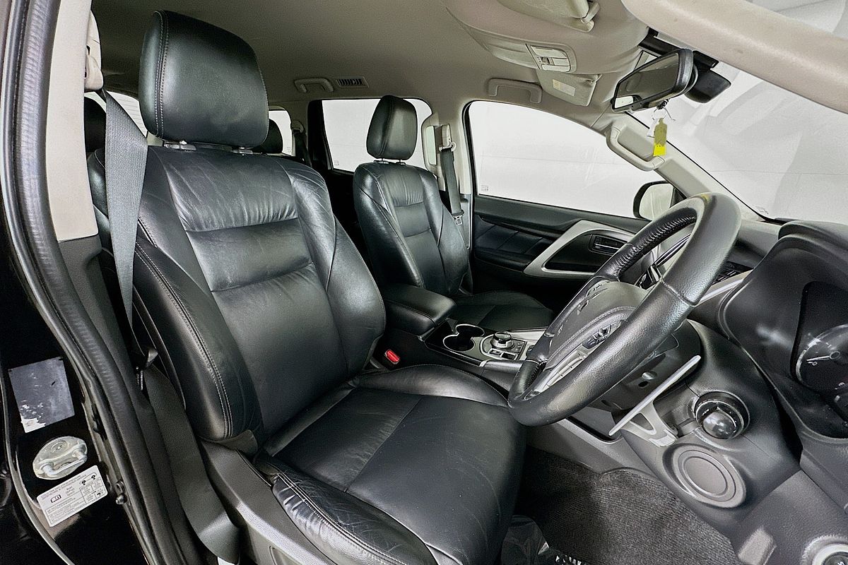 2019 Mitsubishi PAJERO SPORT BLACK EDITION SAM (4x4) 7 SEAT QE MY19
