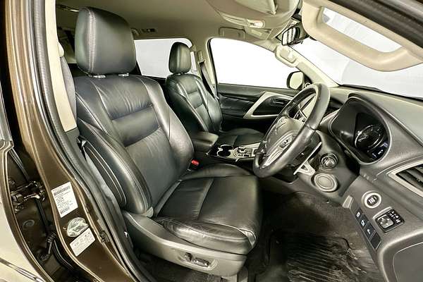 2018 Mitsubishi PAJERO SPORT EXCEED (4x4) 7 SEAT MY18