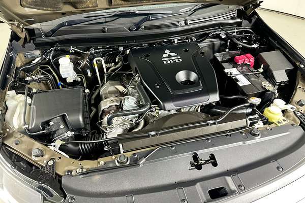 2018 Mitsubishi PAJERO SPORT EXCEED (4x4) 7 SEAT MY18