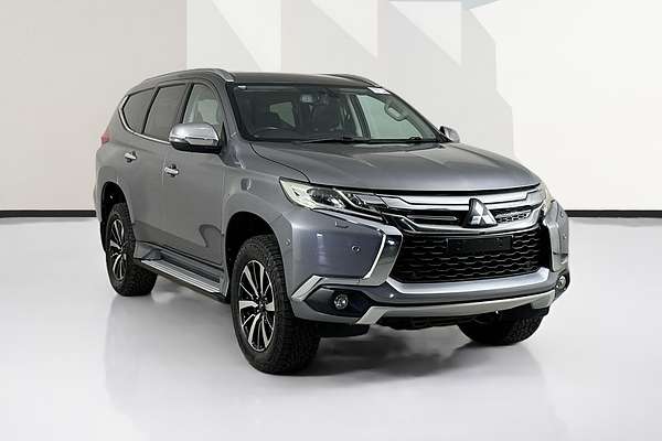 2016 Mitsubishi PAJERO SPORT EXCEED (4x4) QE