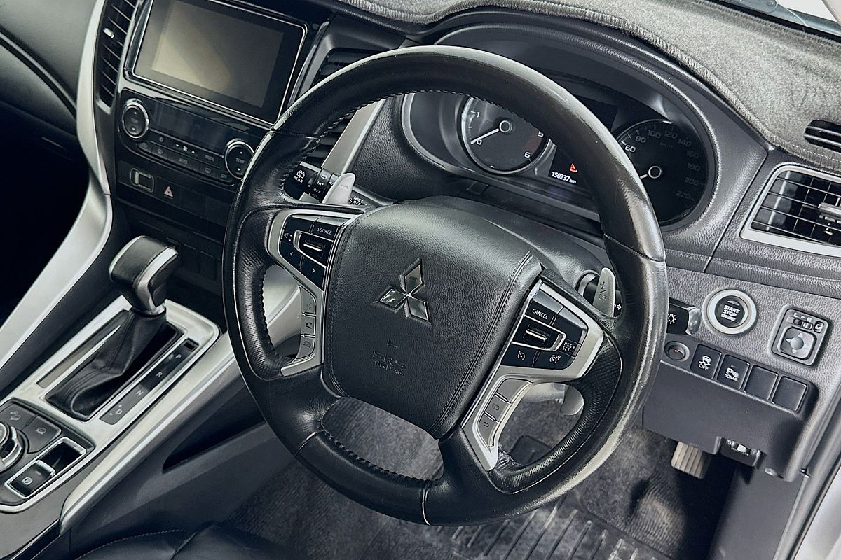 2016 Mitsubishi PAJERO SPORT GLS (4x4) QE