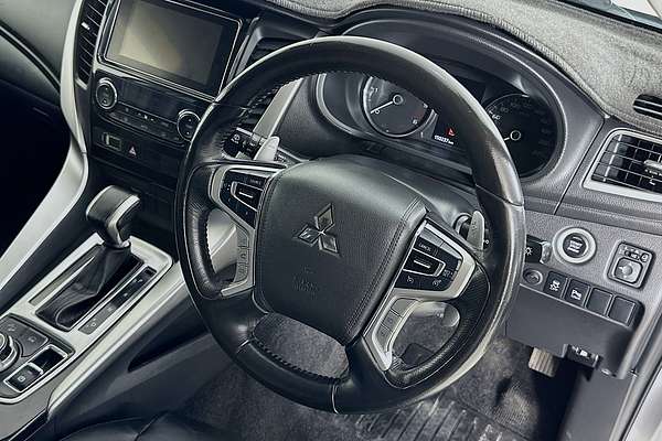 2016 Mitsubishi PAJERO SPORT GLS (4x4) QE