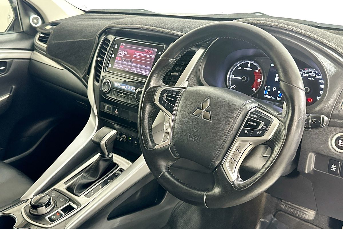 2017 Mitsubishi PAJERO SPORT EXCEED (4x4) 7 SEAT MY17