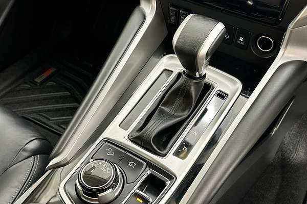 2018 Mitsubishi PAJERO SPORT EXCEED (4x4) 7 SEAT MY18