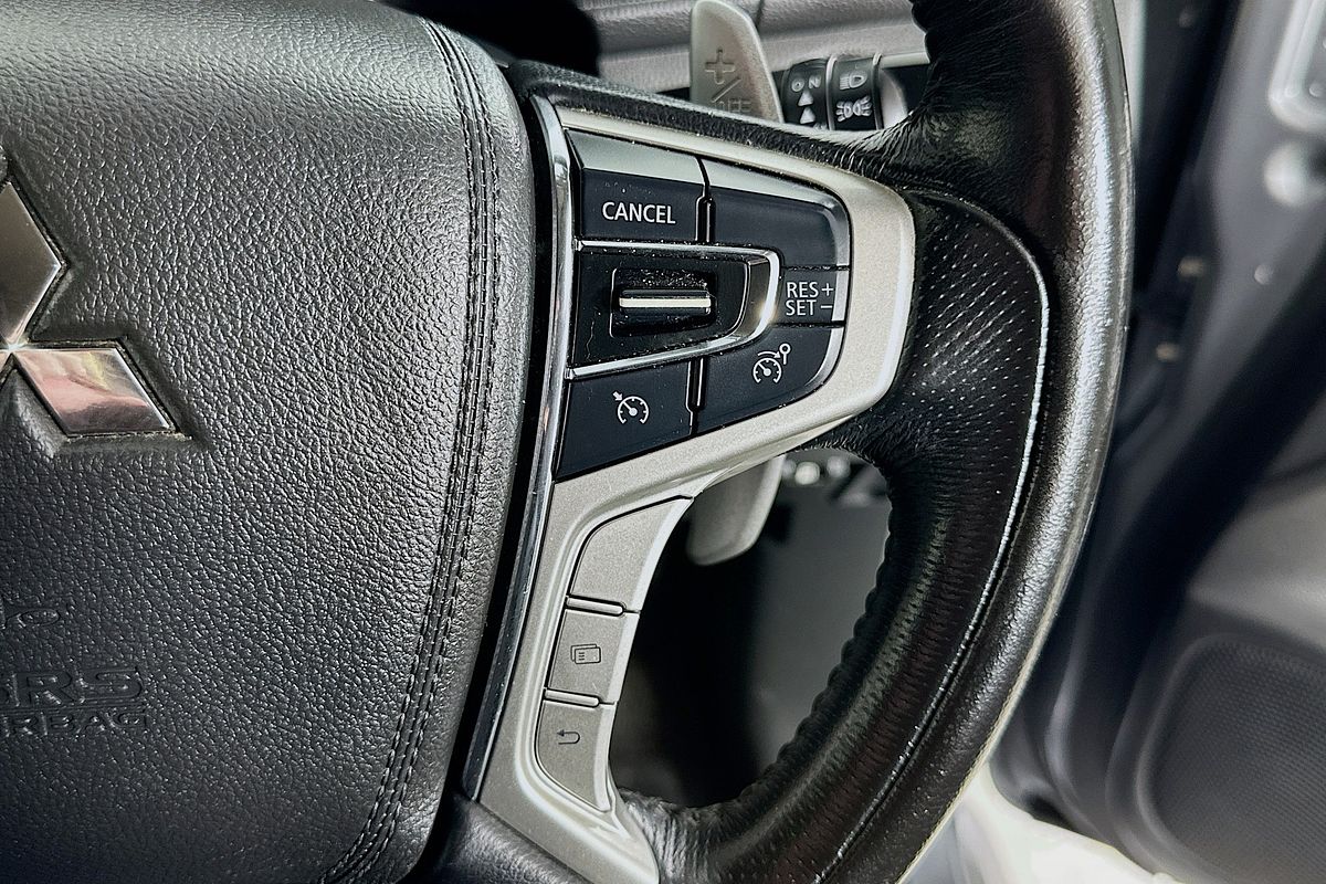 2016 Mitsubishi PAJERO SPORT GLS (4x4) QE