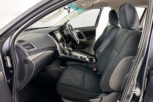 2022 Mitsubishi PAJERO SPORT GLX (2WD) 5 SEAT QF MY22