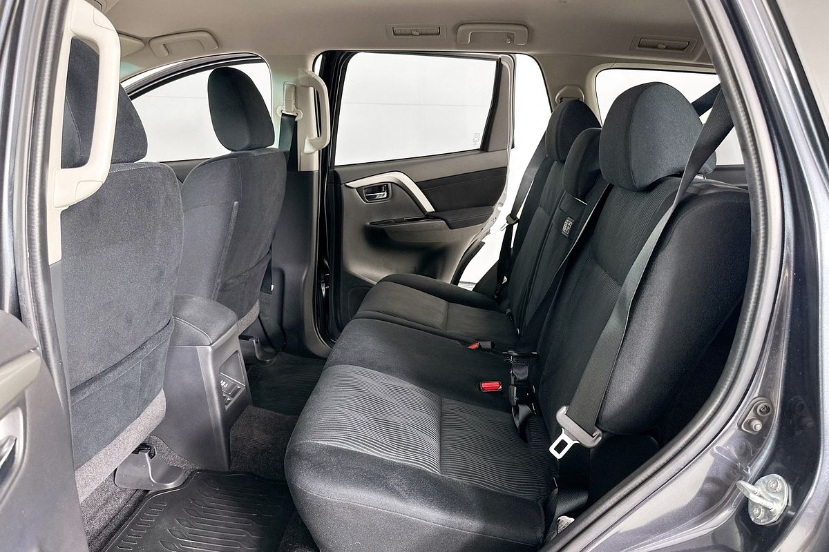 2022 Mitsubishi PAJERO SPORT GLX (2WD) 5 SEAT QF MY22