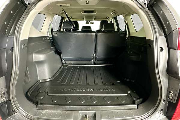 2016 Mitsubishi PAJERO SPORT EXCEED (4x4) QE