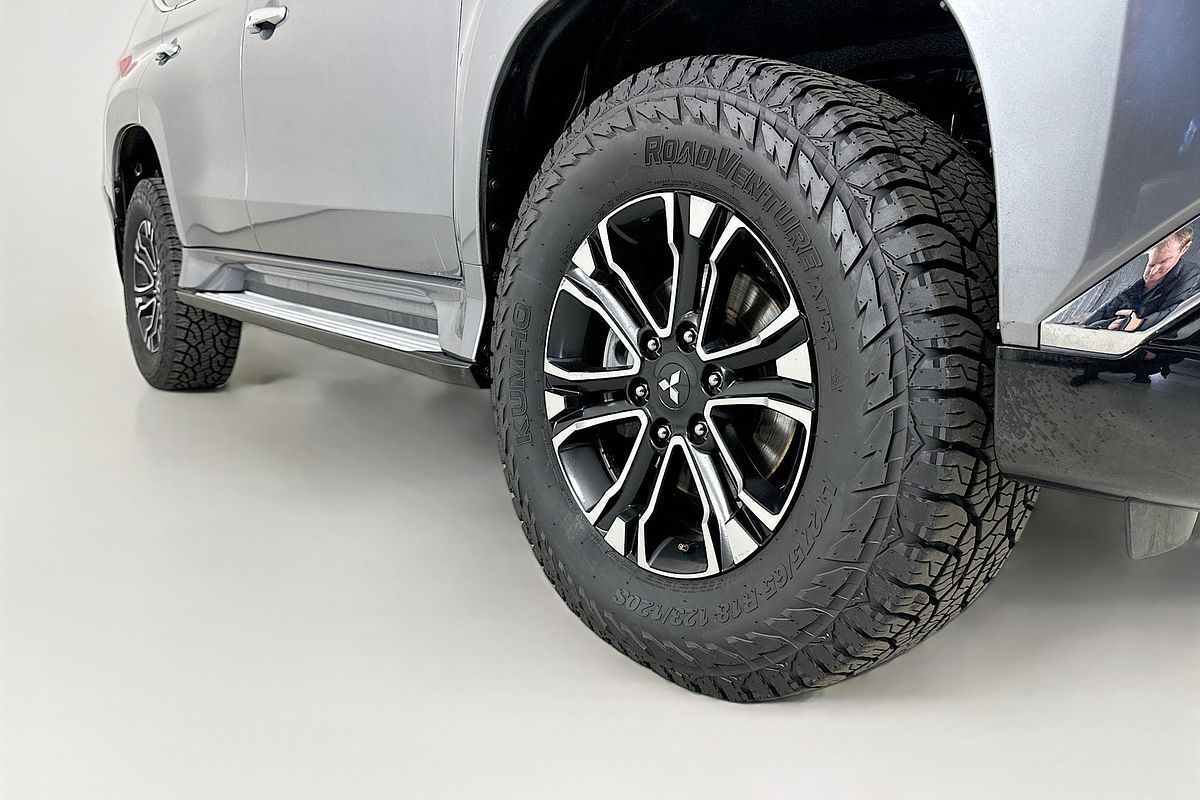 2016 Mitsubishi PAJERO SPORT GLS (4x4) QE