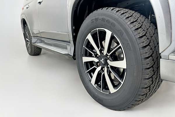 2017 Mitsubishi PAJERO SPORT EXCEED (4x4) 7 SEAT MY17