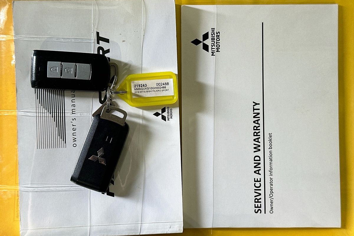 2016 Mitsubishi PAJERO SPORT EXCEED (4x4) QE