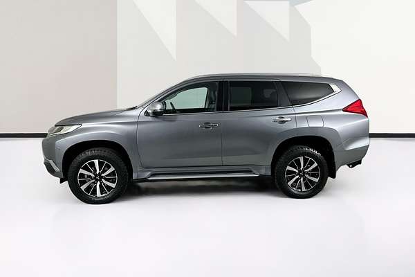 2016 Mitsubishi PAJERO SPORT EXCEED (4x4) QE