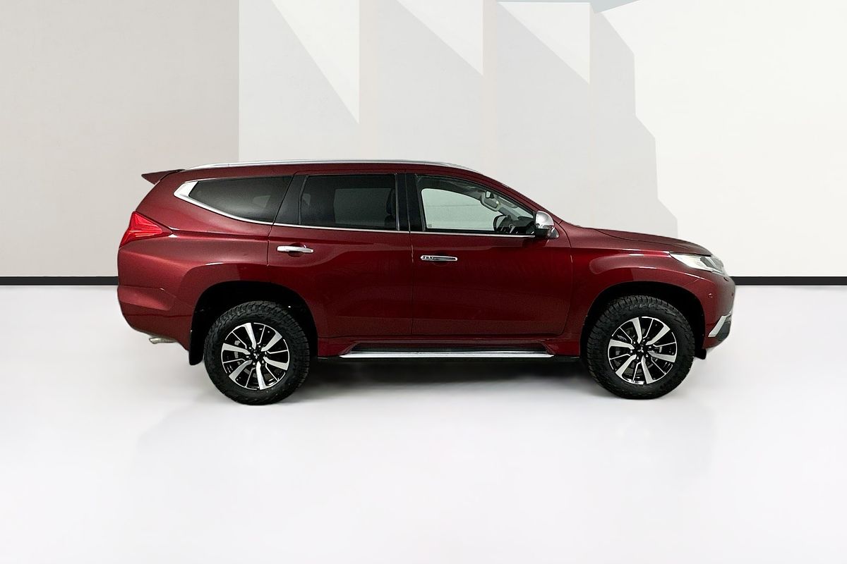 2017 Mitsubishi PAJERO SPORT EXCEED (4x4) 7 SEAT MY16