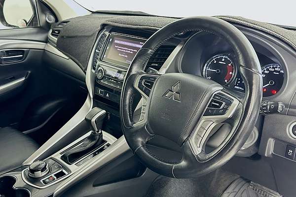 2017 Mitsubishi Pajero Sport GLS QE