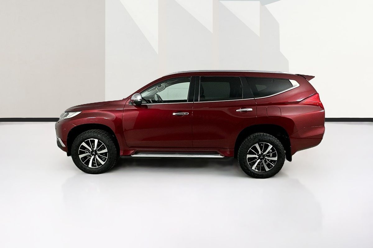 2017 Mitsubishi PAJERO SPORT EXCEED (4x4) 7 SEAT MY16