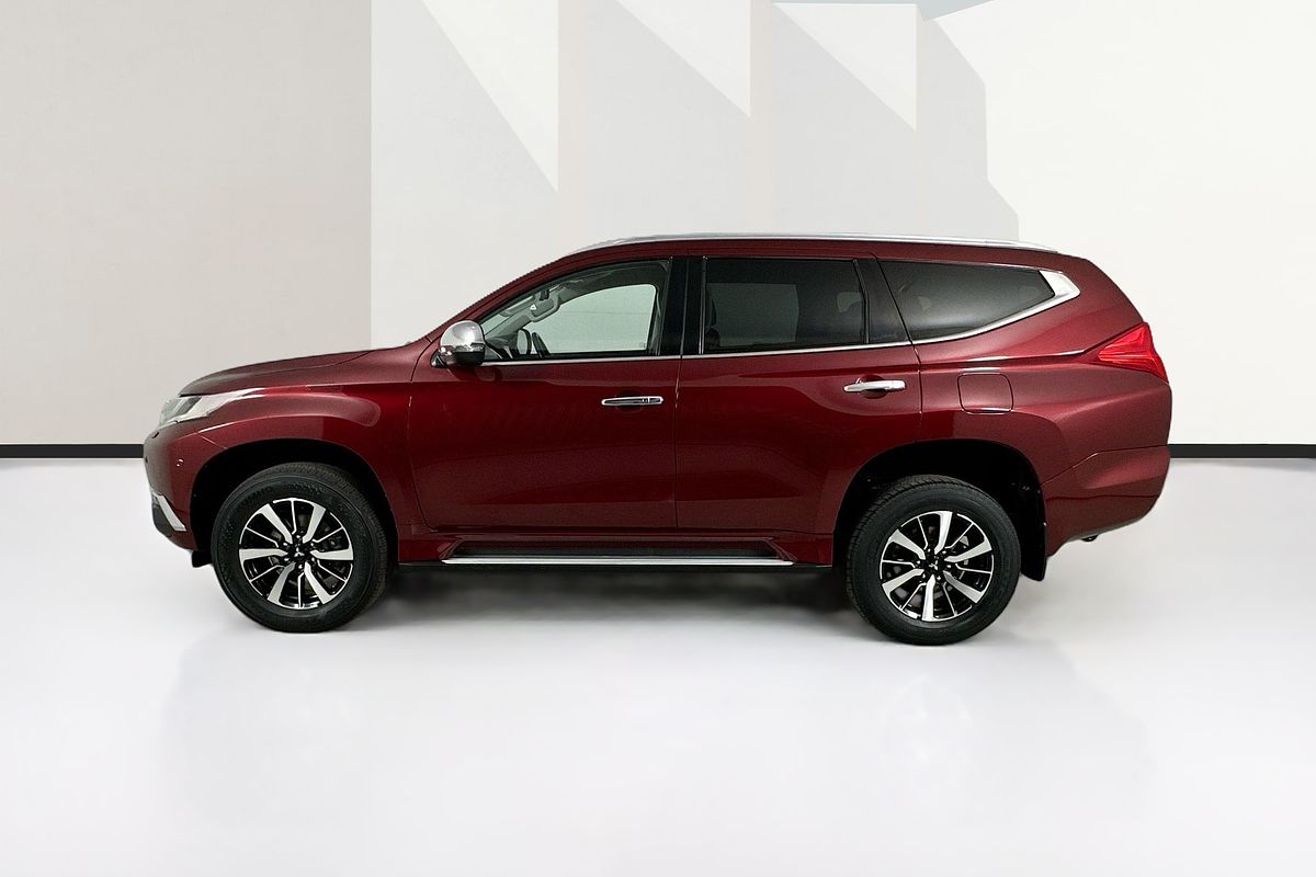 2017 Mitsubishi PAJERO SPORT EXCEED (4x4) 7 SEAT MY17