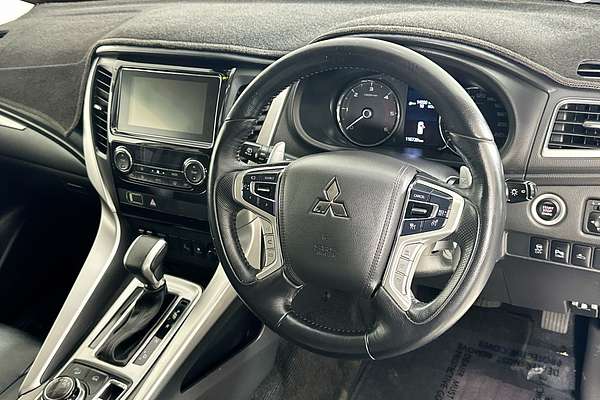 2017 Mitsubishi PAJERO SPORT EXCEED (4x4) 7 SEAT MY17