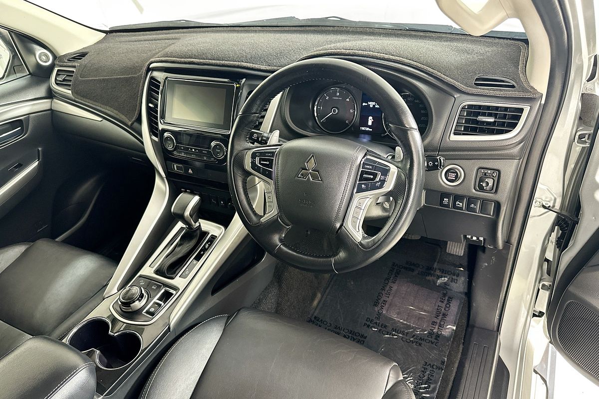 2017 Mitsubishi PAJERO SPORT EXCEED (4x4) 7 SEAT MY17