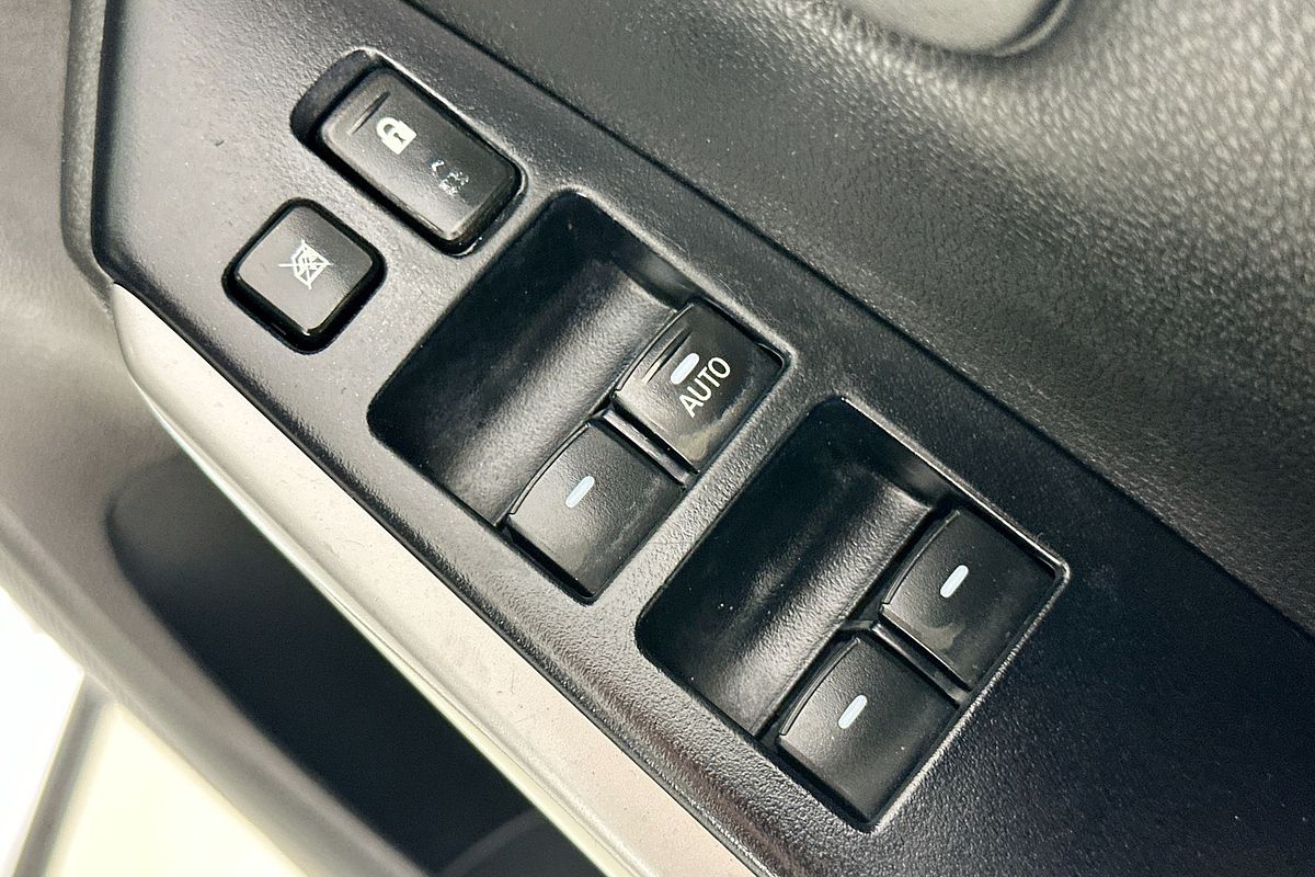 2017 Mitsubishi PAJERO SPORT EXCEED (4x4) 7 SEAT MY17