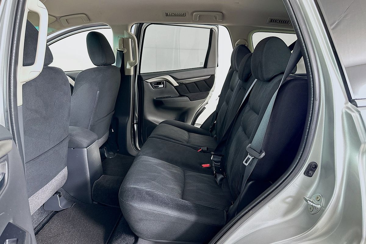 2017 Mitsubishi PAJERO SPORT GLX (4x4) 5 SEAT MY17
