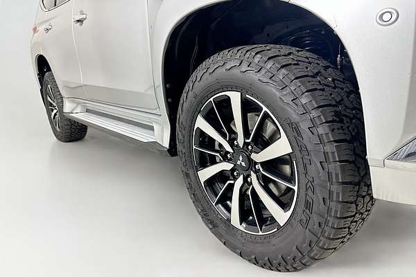 2017 Mitsubishi PAJERO SPORT EXCEED (4x4) 7 SEAT MY17