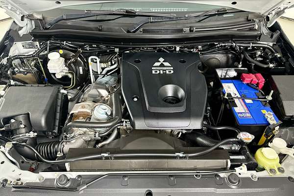 2017 Mitsubishi PAJERO SPORT GLS (4x4) 7 SEAT MY17