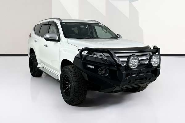 2022 Mitsubishi PAJERO SPORT GLS QF