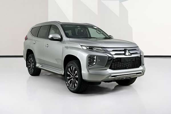 2021 Mitsubishi PAJERO SPORT Exceed QF