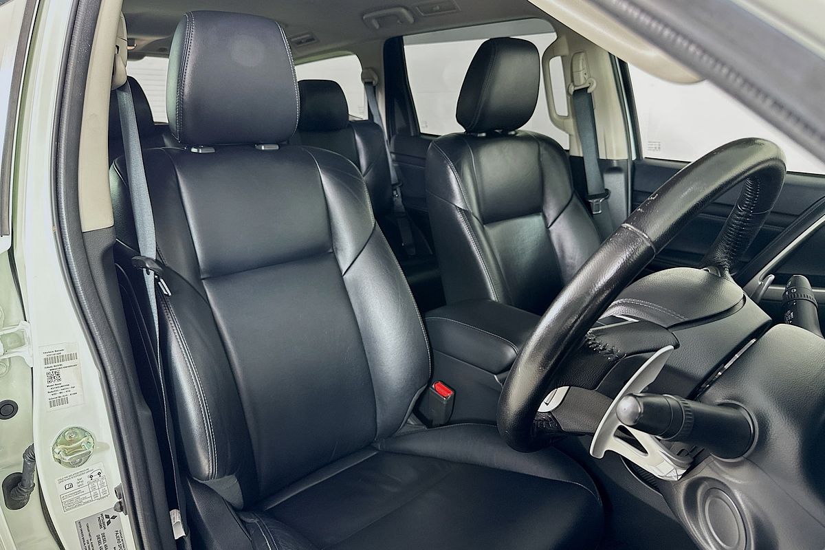 2022 Mitsubishi PAJERO SPORT GLS QF