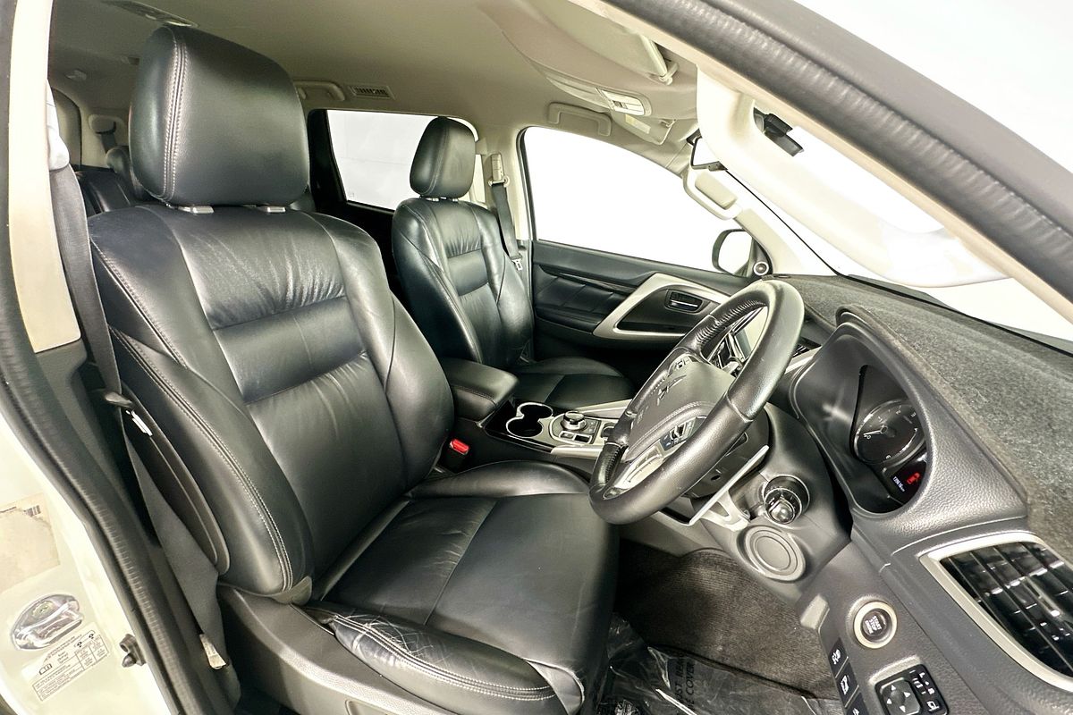 2016 Mitsubishi PAJERO SPORT EXCEED (4x4) 7 SEAT MY16