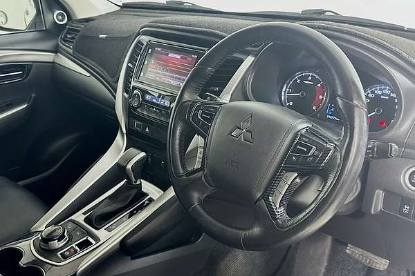 2016 Mitsubishi PAJERO SPORT EXCEED (4x4) 7 SEAT MY16