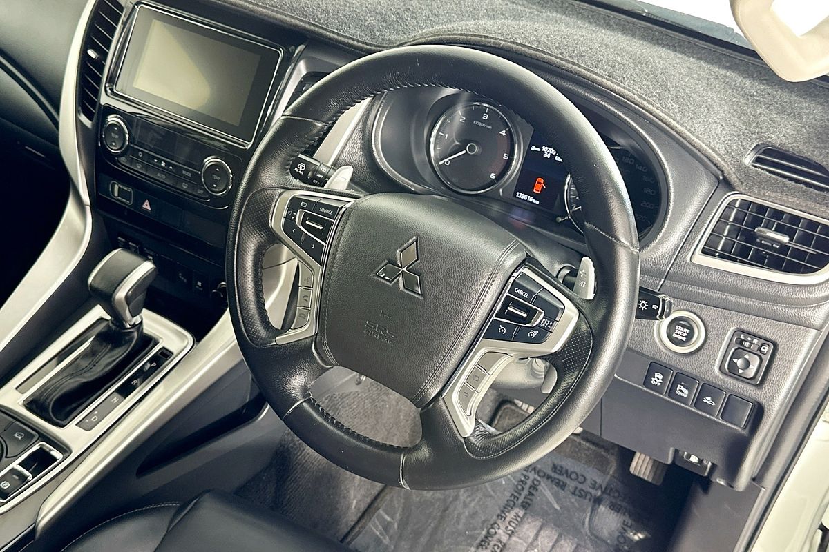 2016 Mitsubishi PAJERO SPORT EXCEED (4x4) 7 SEAT MY16