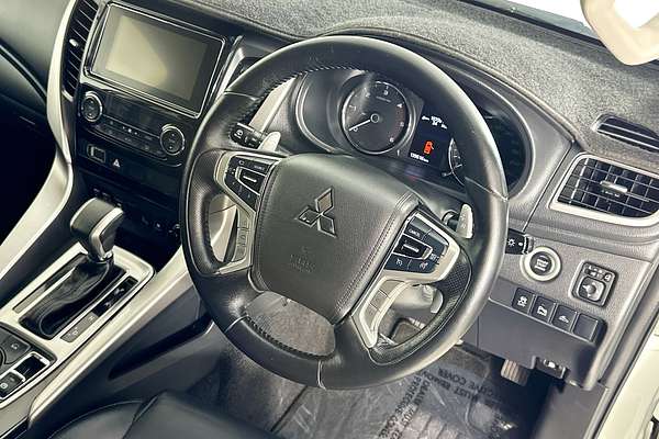 2016 Mitsubishi PAJERO SPORT EXCEED (4x4) 7 SEAT MY16
