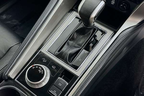 2021 Mitsubishi PAJERO SPORT Exceed QF