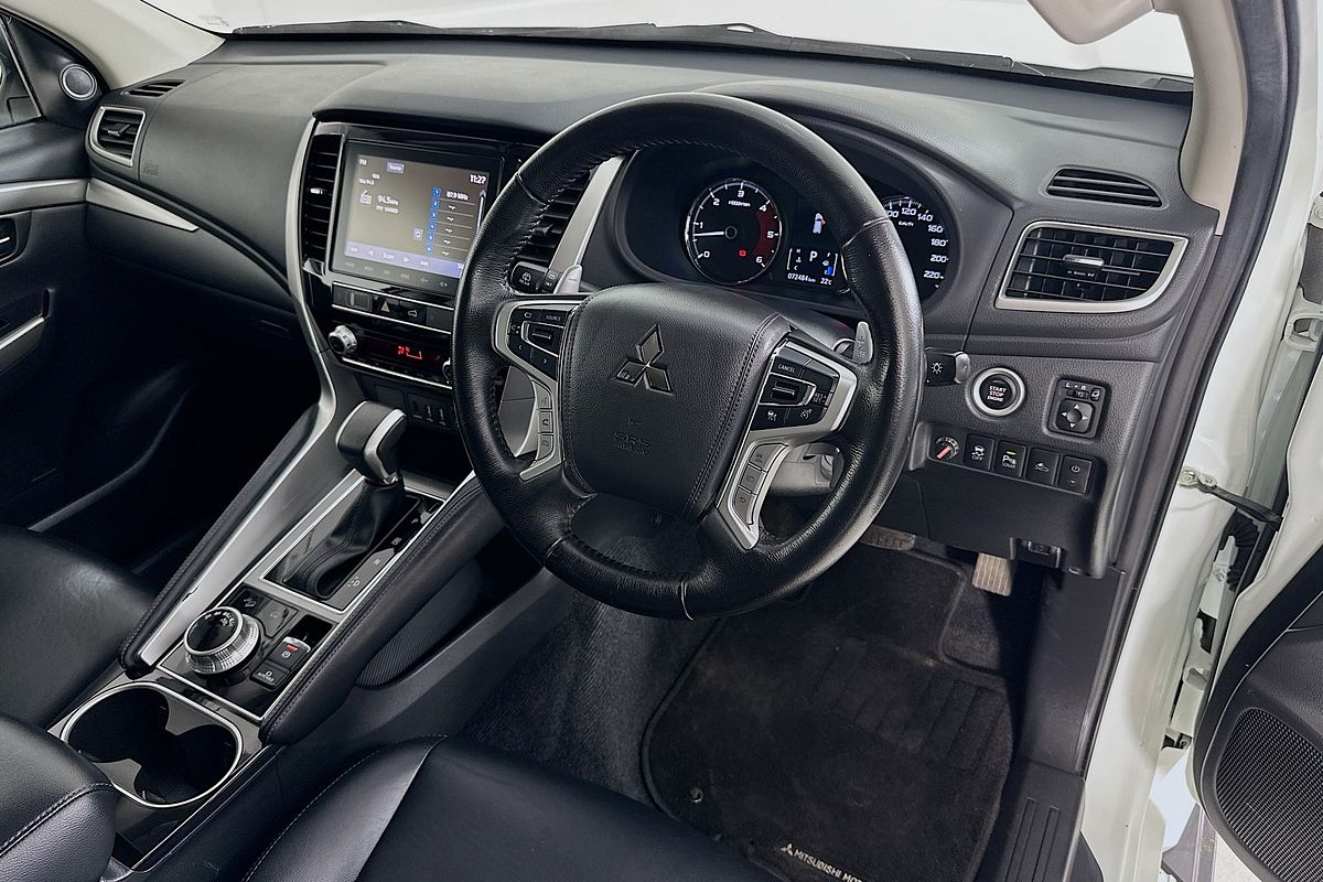 2022 Mitsubishi PAJERO SPORT GLS QF
