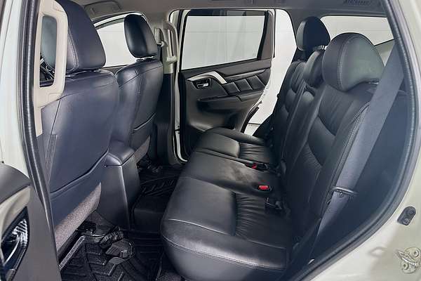 2016 Mitsubishi PAJERO SPORT EXCEED (4x4) 7 SEAT MY16