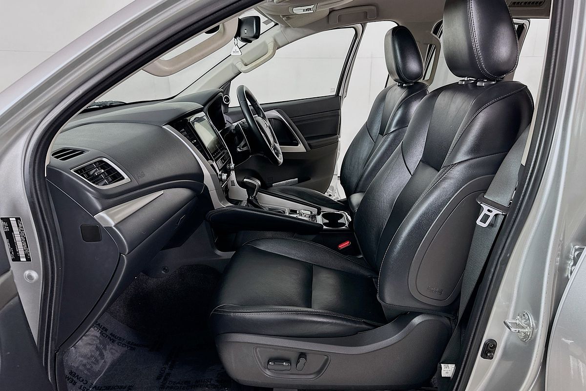 2021 Mitsubishi PAJERO SPORT Exceed QF