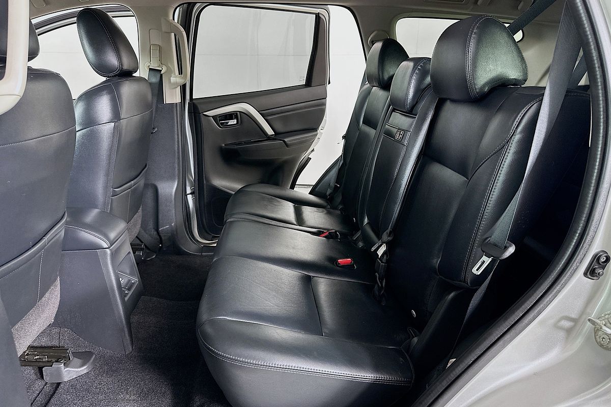 2021 Mitsubishi PAJERO SPORT Exceed QF