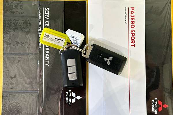 2022 Mitsubishi PAJERO SPORT GLX (2WD) 5 SEAT QF MY22