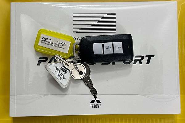 2016 Mitsubishi PAJERO SPORT EXCEED (4x4) 7 SEAT MY16