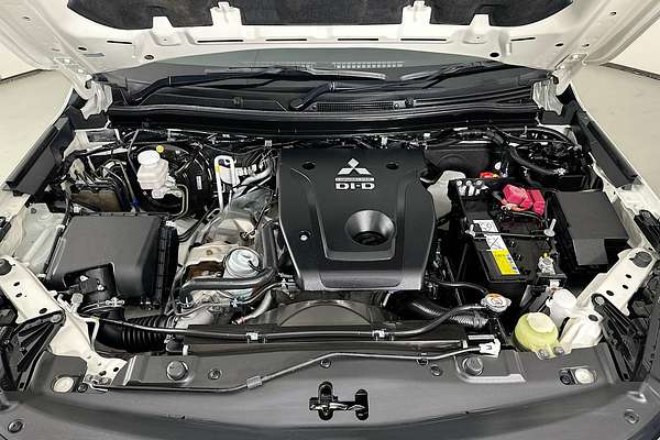 2022 Mitsubishi PAJERO SPORT GLS QF