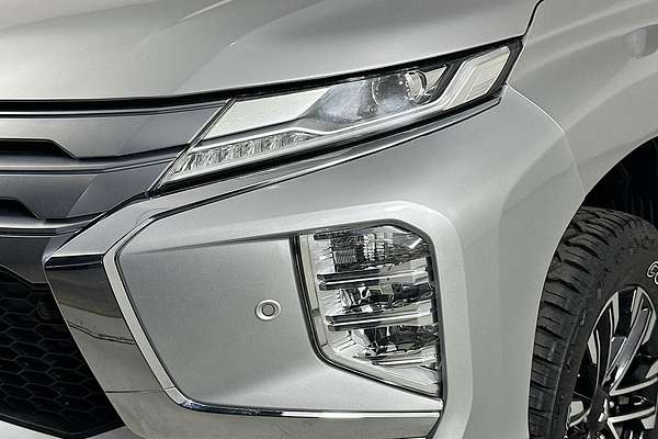 2021 Mitsubishi PAJERO SPORT Exceed QF