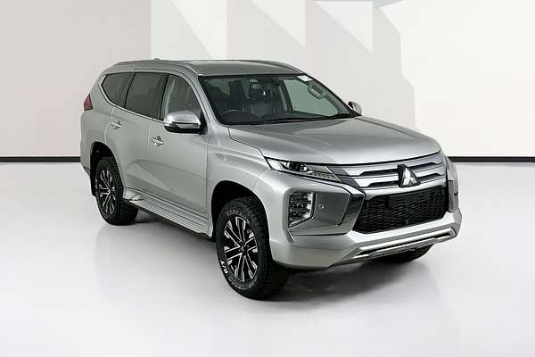 2021 Mitsubishi PAJERO SPORT Exceed QF