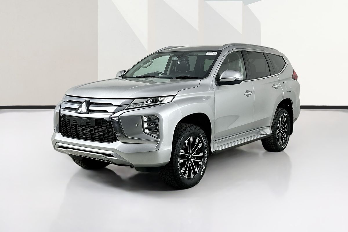 2021 Mitsubishi PAJERO SPORT Exceed QF