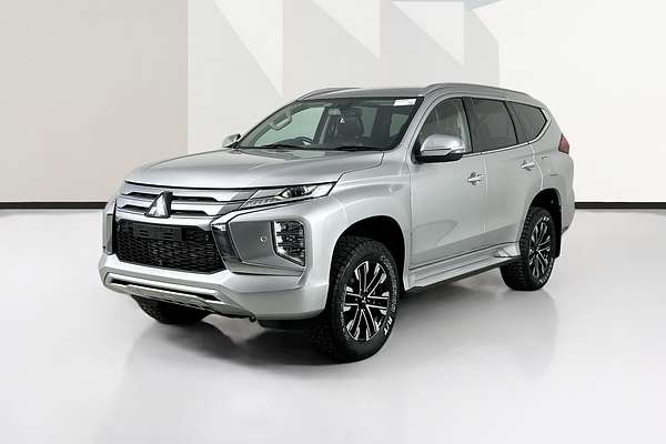 2021 Mitsubishi PAJERO SPORT Exceed QF